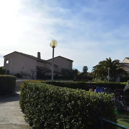 T2 Avec Piscine, Jardinet Et Parking A 250m De La A Saint-cyprien - Fr-1-225d-22 * Saint-Cyprien (Pyrenees-Orientales)