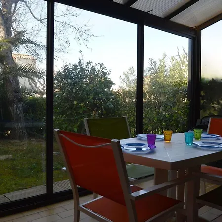 T2 Avec Piscine, Jardinet Et Parking A 250m De La A Saint-cyprien - Fr-1-225d-22 Saint-Cyprien (Pyrenees-Orientales)